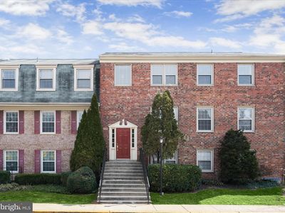 6002 Westchester Park Dr APT 302, College Park, MD, 20740