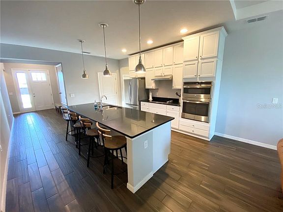 4th image of 9136 Chandler Dr