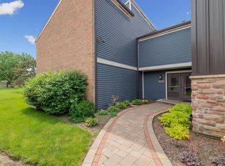 1475 S County Farm Rd APT 2-4, Wheaton, IL 60189