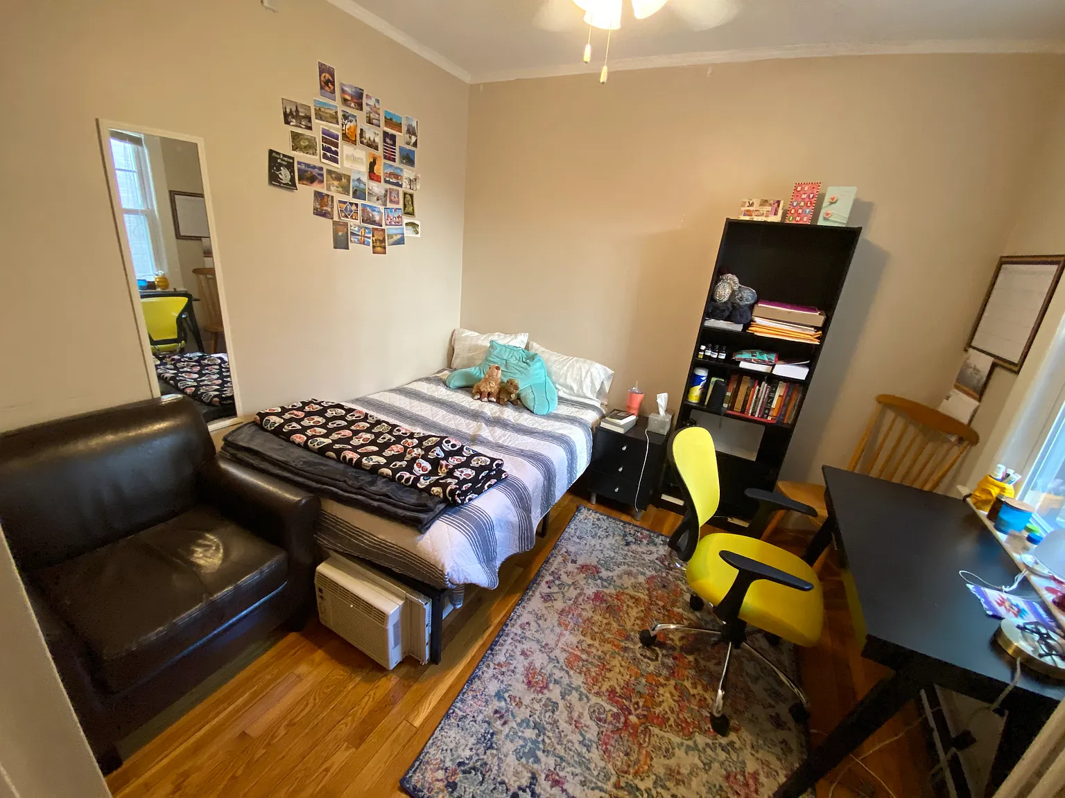 Amory units — Photo 2