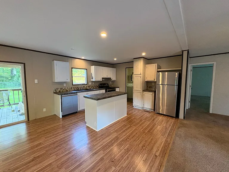 9932 Lareta St — Photo 9