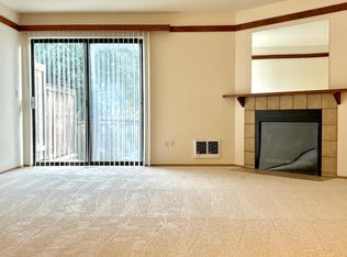 3722 Southcenter Blvd APT 4, Seattle, WA 98188