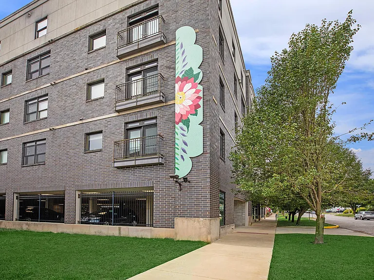 Midtown Lofts — Photo 13