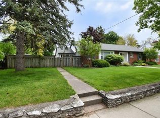 48 Devon St, Brantford, ON N3R1M2
