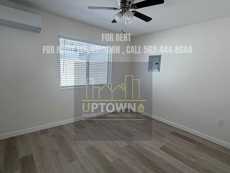 8535 Bradwell Ave — Photo 9