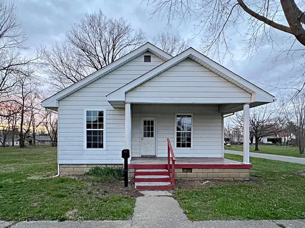 301 W Hickory St, Jasonville, IN 47438