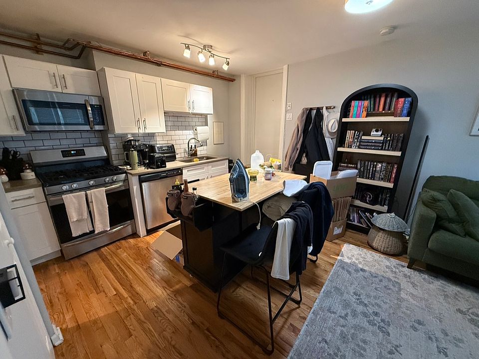 1st image of 2203 W Rice St #G