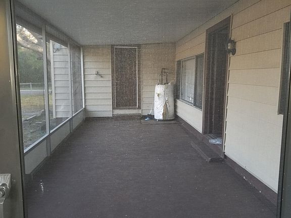 2nd image of 2547 Auburn St S