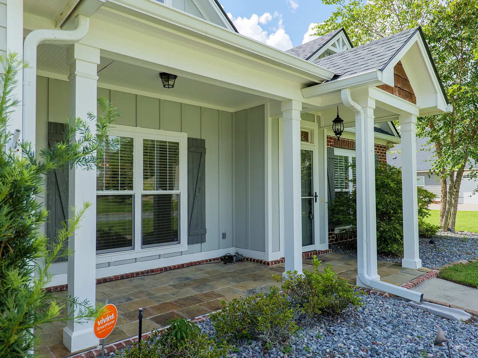 4 bed, 2117 sqft, $2,400 — Photo 3