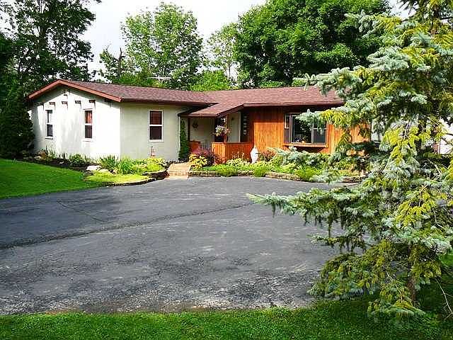 1st image of 54 Valley Dr