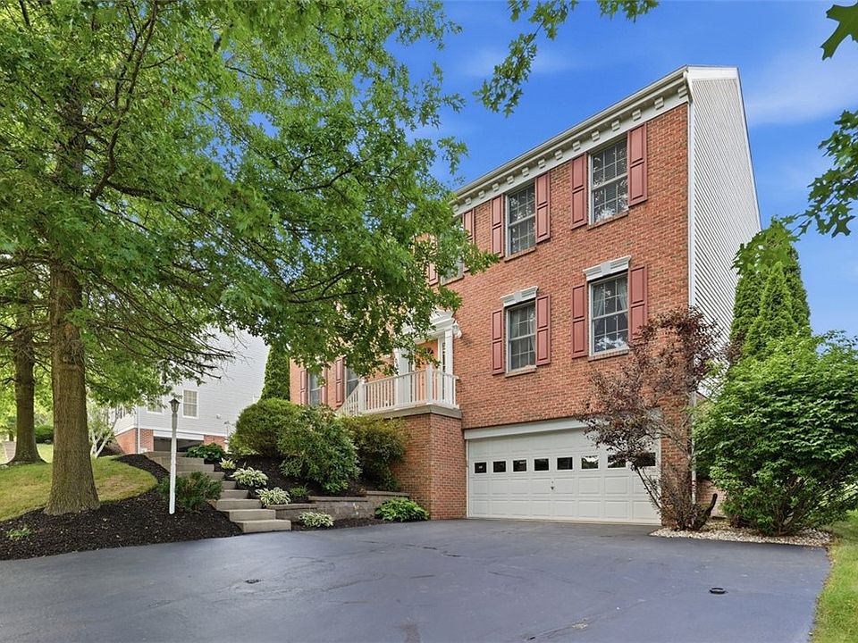1st image of 106 Valleybrook Dr