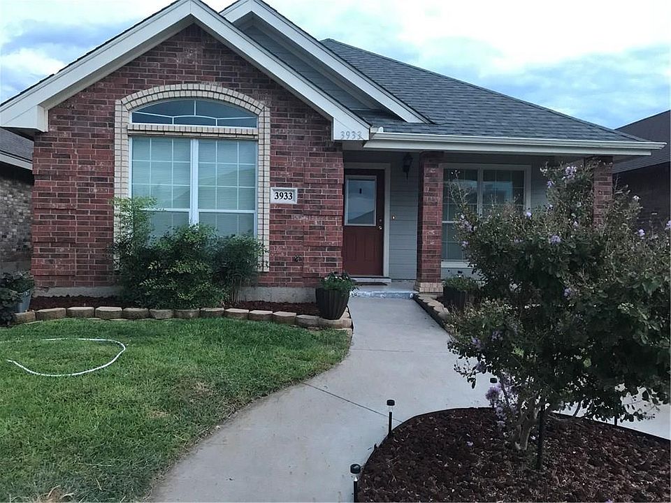 1st image of 3933 Garden Grove Ln