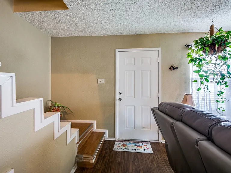 3309 Fallmeadow St — Photo 4