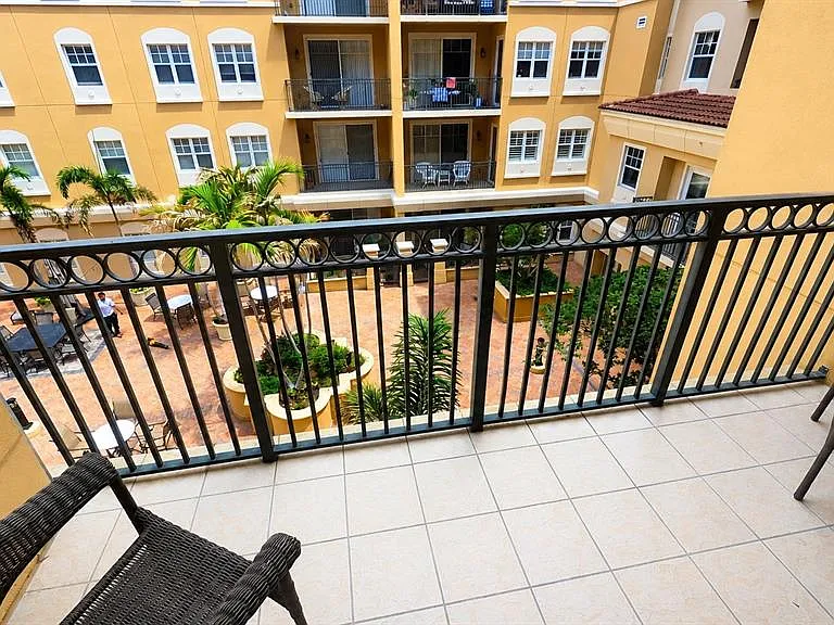 1064 N Tamiami Trl #1304 — Photo 11