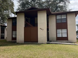457 Bentwood Ln, Orange Park, FL 32073