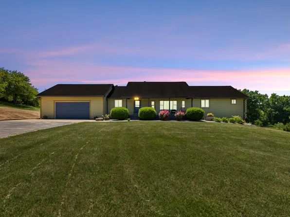 3030 12 Mile Rd NE, Rockford, MI 49341