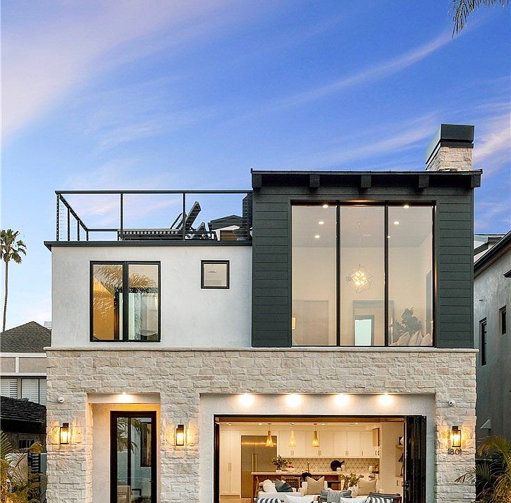 2nd image of 1801 E Balboa Blvd