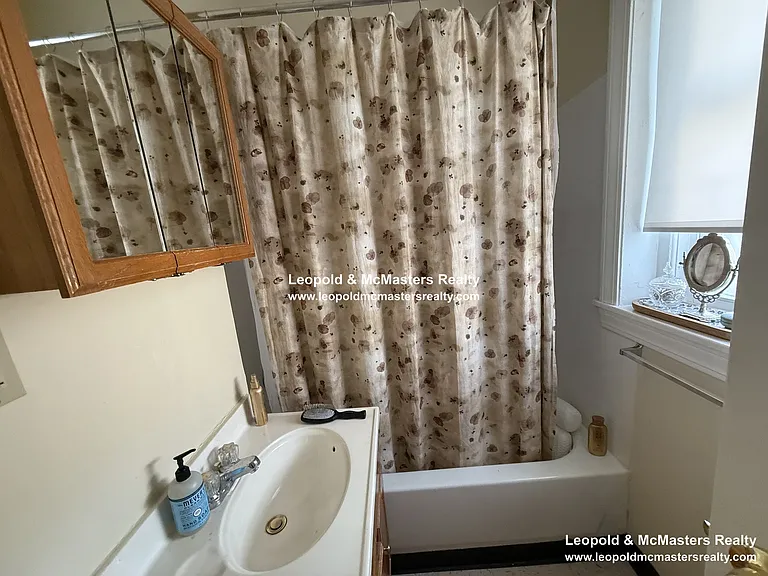 Kelton Street Apartments — Photo 75