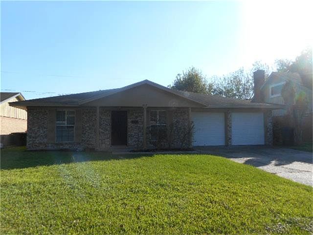 1st image of 4419 Rosebud Dr