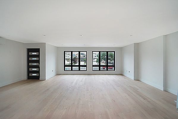 1st image of 123-01 Rockaway Beach Blvd #1