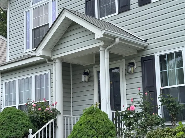 5740 Swanson Rd, Richmond, VA 23225