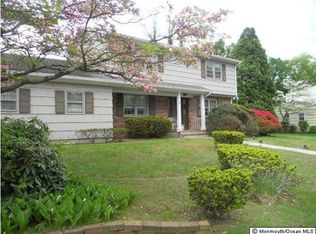 49 Dwight Dr, Ocean, NJ 07712
