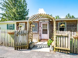 178 2nd St, Thomas, WV 26292