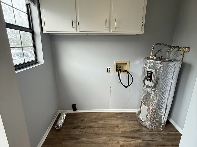 315 Pine Cir — Photo 11