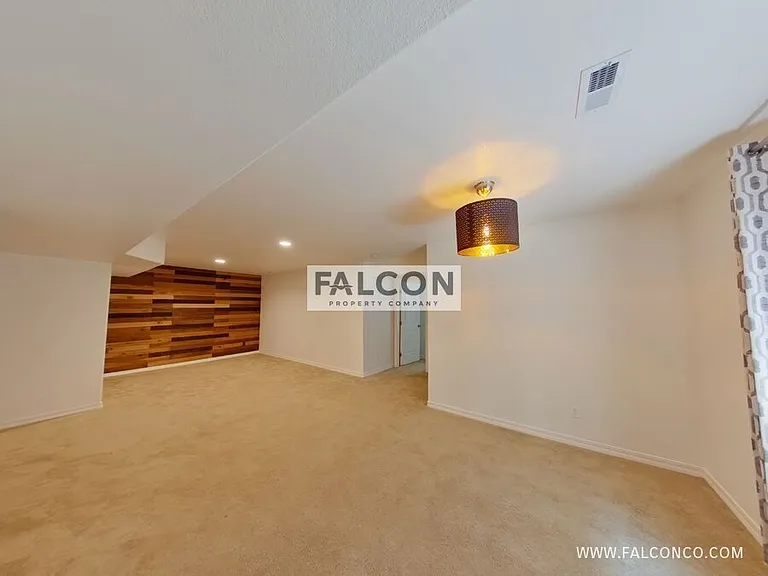 7248 Jagged Rock Cir — Photo 21