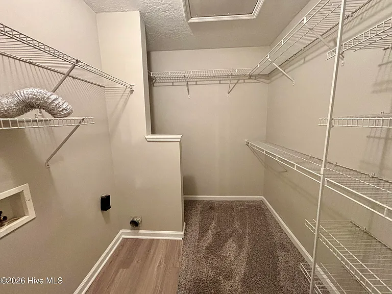 2195 Bridgeton Rd — Photo 8