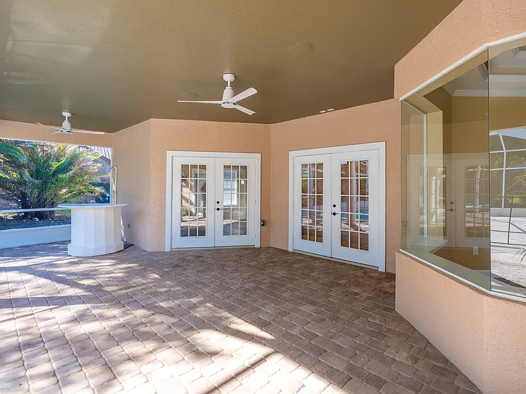 4013 Cree Dr — Photo 31