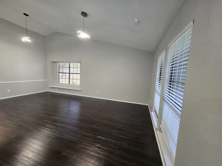 7005 Wills Dr — Photo 7