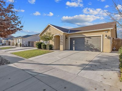 4016 E Cypress Avenue, Visalia, CA, 93292