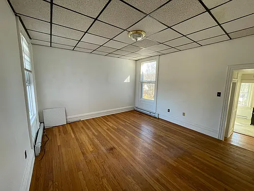 45 Fairview Ave #4 Photo 1