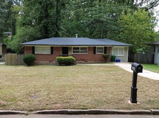 3261 Pinehill Dr, Decatur, GA 30032