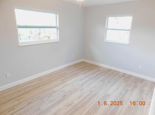 313 Surf St, New Smyrna Beach, FL 32169