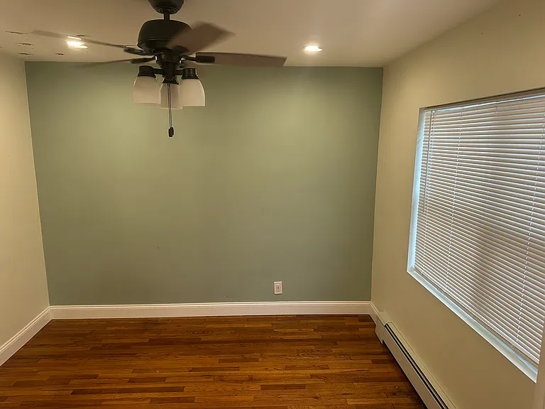 410 Elm St #1 — Photo 4