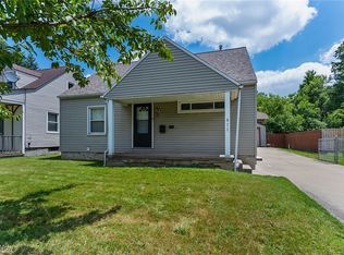 871 Oak Knoll Ave SE, Warren, OH
