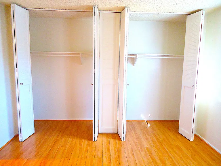 8840 Huntington Dr #3 — Photo 12