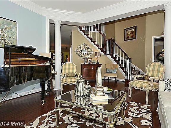 2nd image of 23217 Yellowwood Dr