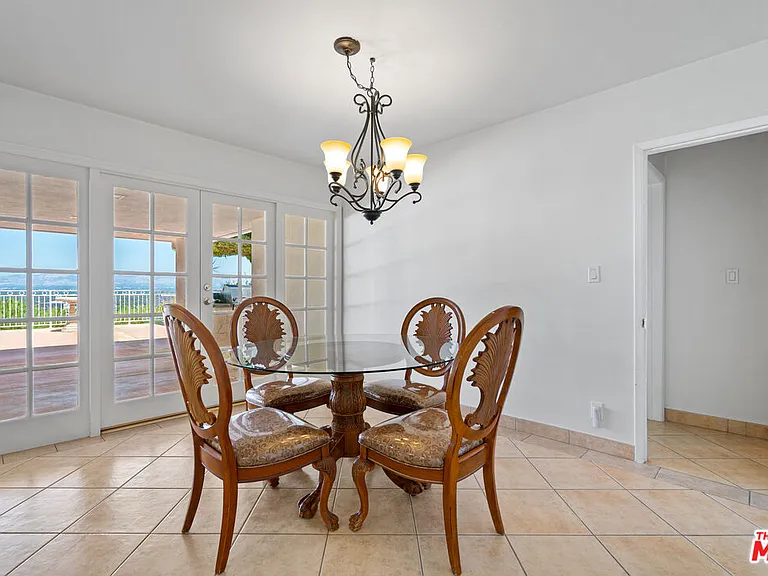 4159 Regal Oak Dr — Photo 15