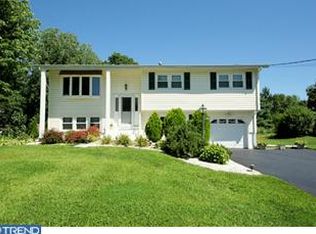 149 Oak Creek Rd, East Windsor, NJ 08520