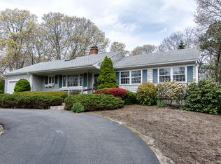 27 Oak Grove Ave, East Falmouth, MA 02536