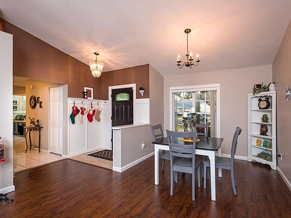 3rd image of 10316 Ashley Oaks Dr