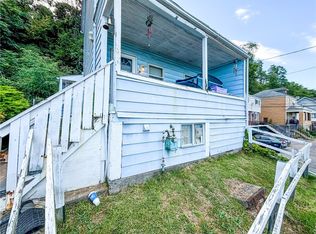 9 Vine St, Etna, PA