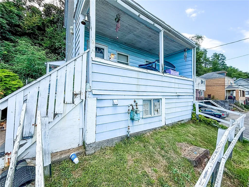 9 Vine St photo 1