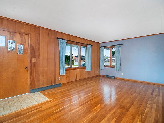 Beautifully refinished original hardwood flooring