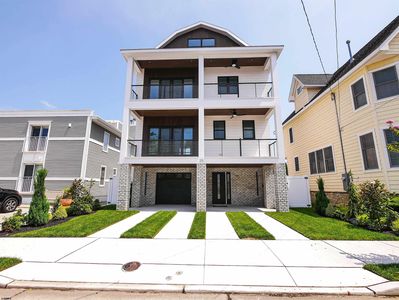 25 S Madison Ave, Margate, NJ, 08402