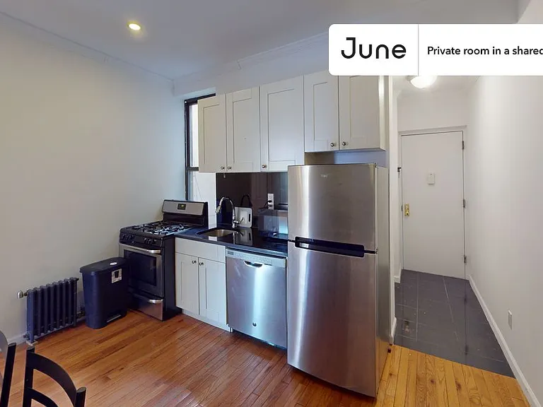 133 Avenue D #B — Photo 3