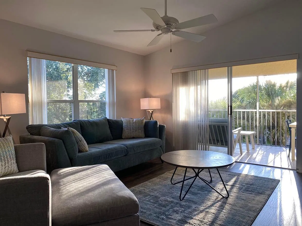 2 bed, 1100 sqft, $5,000 — Photo 3